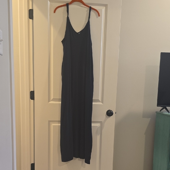 Zenana Outfitters Black Maxi Dress - Picture 1 of 1